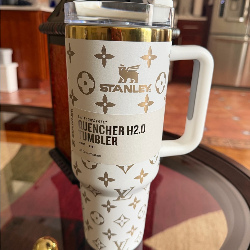 Stanley White Designer Patterned Tumbler